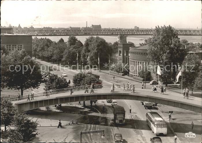DuessELDORF  CITY Aluminium Bruecke Rheinterrasse