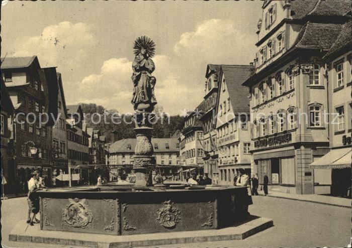 Schwaebisch Gmuend Marktplatz Markt Brunnen