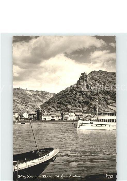St Goarshausen Burg Katz am Rhein mit Schiffen