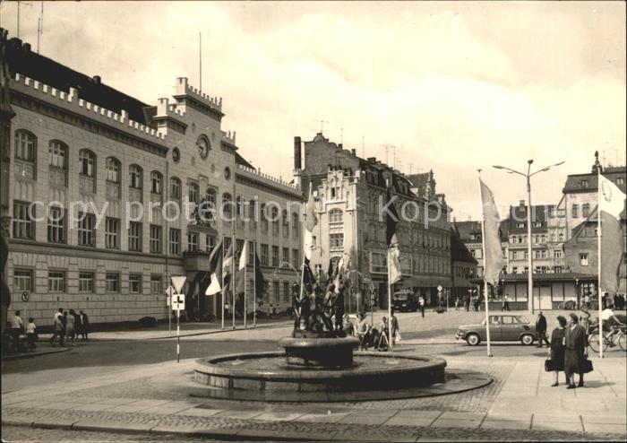 Zwickau Sachsen Markt Rathaus und Kinderbrunnen