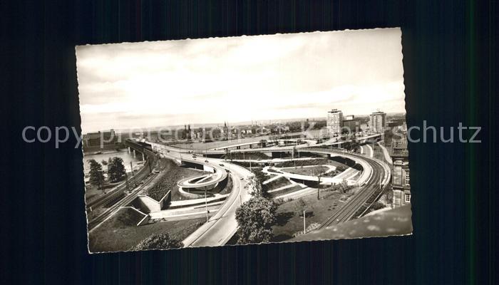 MANNHEIM BW Auffahrt zur Rheinbruecke