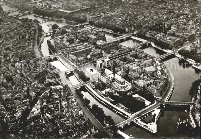 Paris Fliegeraufnahme Ile de la Cité und Seine