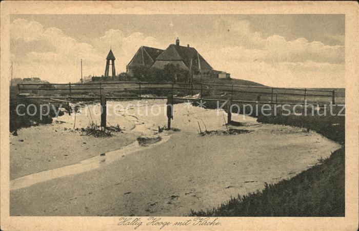 Hallig Hooge mit Kirche