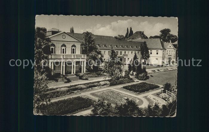 Bad Salzuflen Rosengarten mit Badehaeusern und Inhalatorium