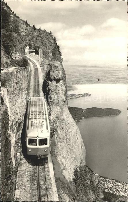 Zahnradbahn Arth-Rigi-Bahn Kraebelwand Zugersee