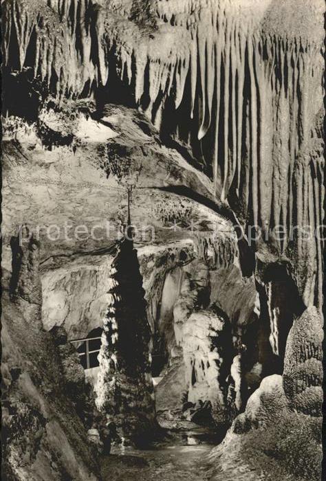 Hoehlen Caves Grottes Dechenhöhle Kaiserhalle