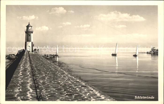 Schleimuende Leuchtturm Segelboot