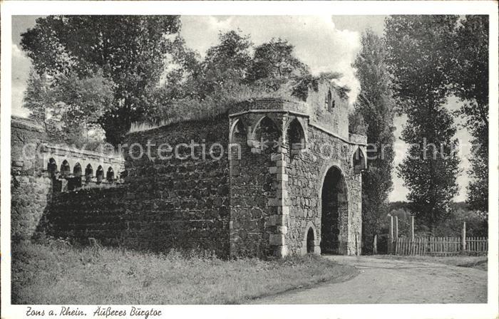 Zons Rhein NRW aeusseres Burgtor