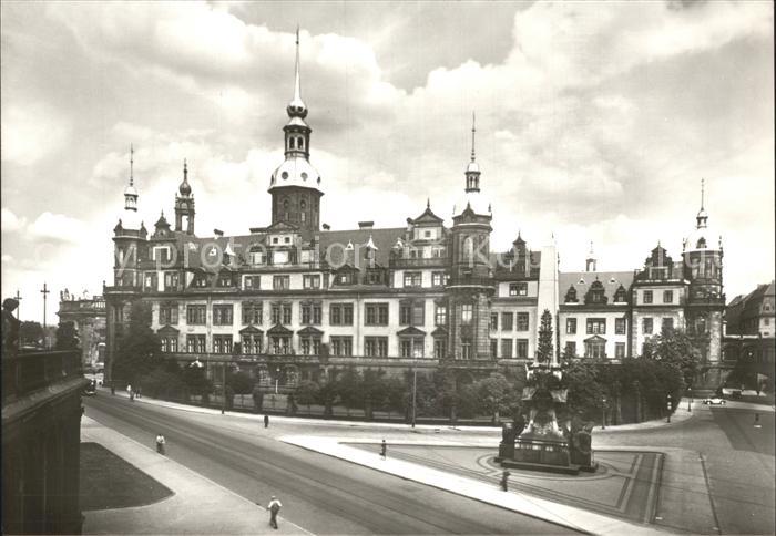 DRESDEN Elbe Sophienstrasse Residenzschloss Wettinobelisk