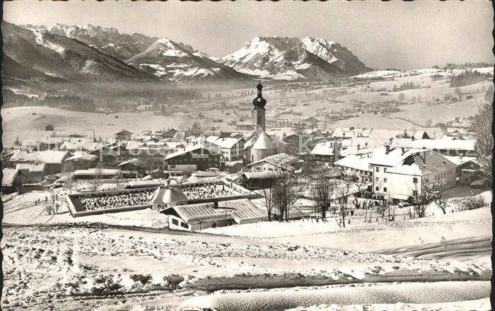Reit Winkl mit Kaisergebirge