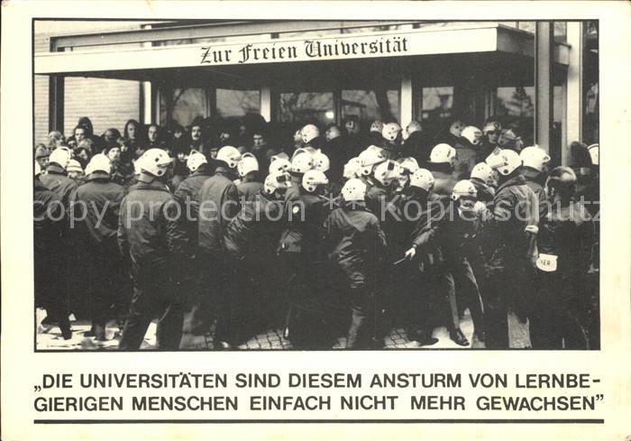 BERLIN  CITY Massenandrang an der Freien Universitaet Berlin