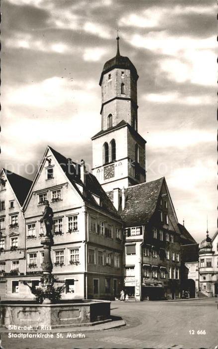 Biberach Riss Stadtpfarrkirche St Martin Brunnen