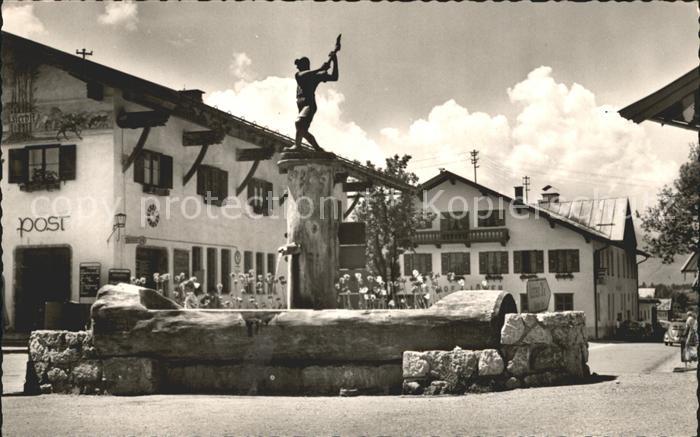 Reit Winkl Partie am Dorfbrunnen