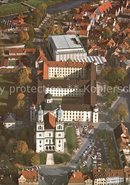 Kempten Allgaeu Basilika St Lorenz und fuerstabtliches Residenzschloss Fliegerau