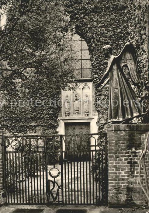 Marienthal Hamminkeln Friedhofstor und Eingang zur Kirche