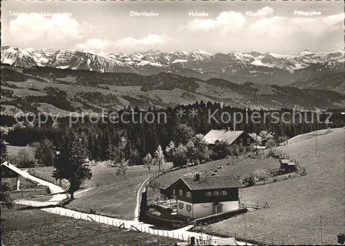 Scheidegg Allgaeu Am Blasenberg mit Blick in Bregenzer Wald Alpenpanorama