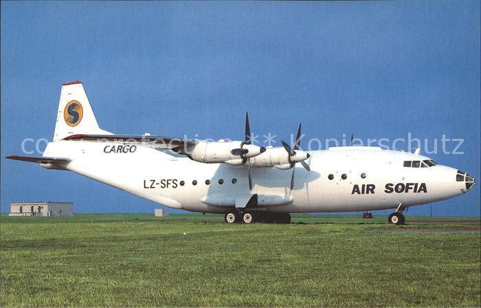 Flugzeuge Zivil Air Sofia Antonov 12B LZ-SFS