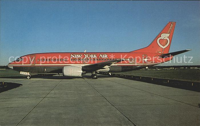 Flugzeuge Zivil New York Air Boeing 737-3T0