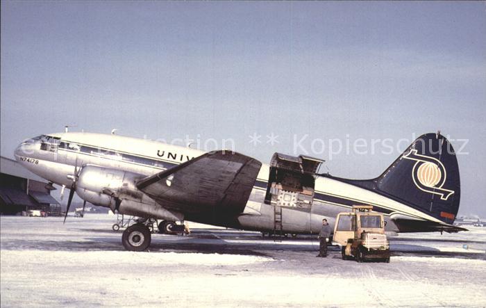 Flugzeuge Zivil Universal Airlines Curtiss C-46 Commando