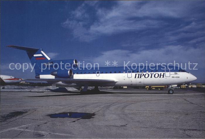 Flugzeuge Zivil Proton Yak-42D RA-42434