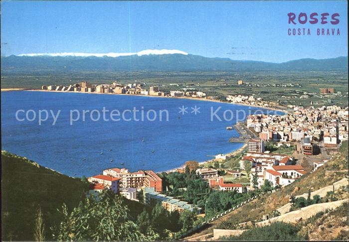 Rosas Costa Brava Cataluna Vista general y Pirineos