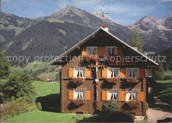 Mittelberg Kleinwalsertal Gaestehaus Henninger