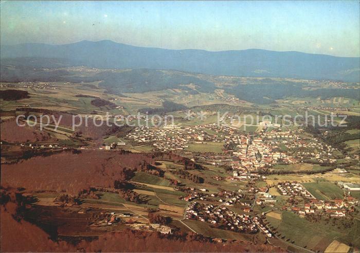 Grafenau Niederbayern mit Schlag Fliegeraufnahme