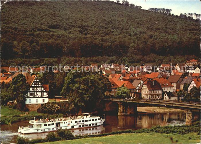Oberweser Hessen Bruecke zwischen Rheinhardswand und Solling Fahrgastschiff