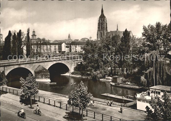 Frankfurt Main Mainpartie mit Alte Bruecke und Dom