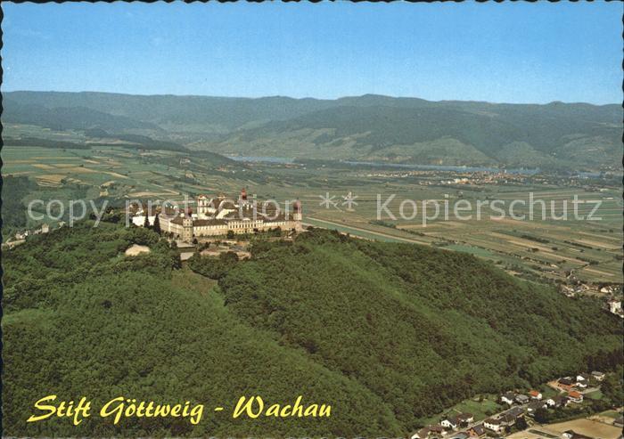 Wachau Oesterreich Stift Goettweig Fliegeraufnahme