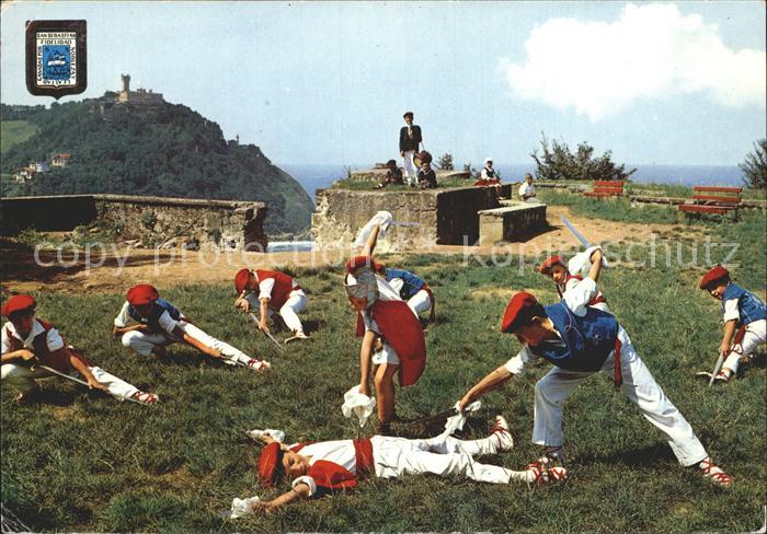 San Sebastian  Pais Vasco ES Grupo Gaztetxo Baile San Miguel de Arritxinaga Tanz