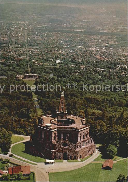 Wilhelmshoehe Kassel Herkules mit Schloss Fliegeraufnahme