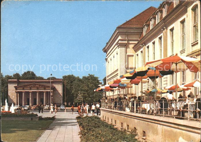 BERLIN CITY Blick vom Operncafe zum Mahnmal Hauptstadt der DDR