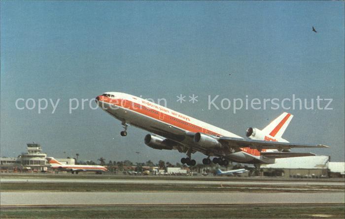 Flugzeuge Zivil Garuda Indonesian Airways Douglas DC-10-30