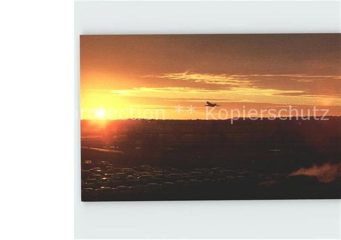 Flugzeuge Zivil Sonnenuntergang