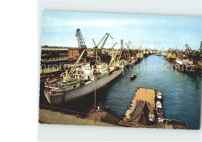 Schiffe Ships Navires Bremen Hafen