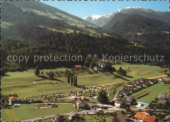 Volders Schloss Camping Fliegeraufnahme