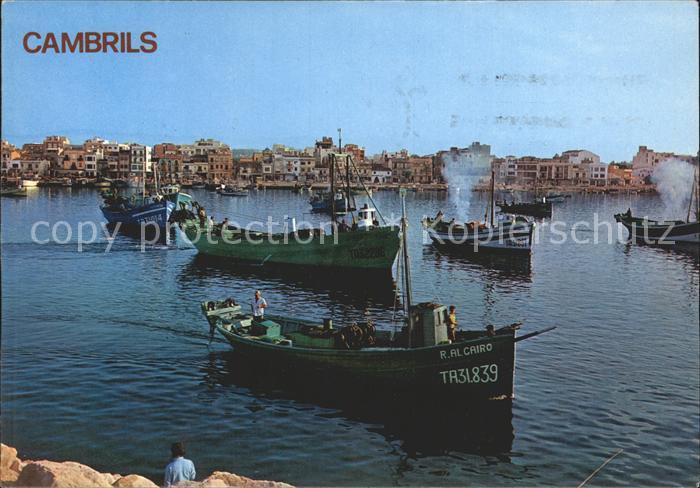 Cambrils Salida de las embarcaciones de pesca