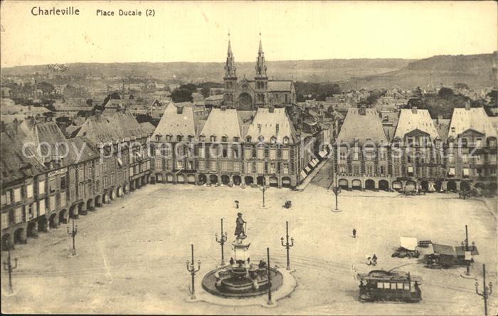 Strassenbahn Charleville Place Ducale