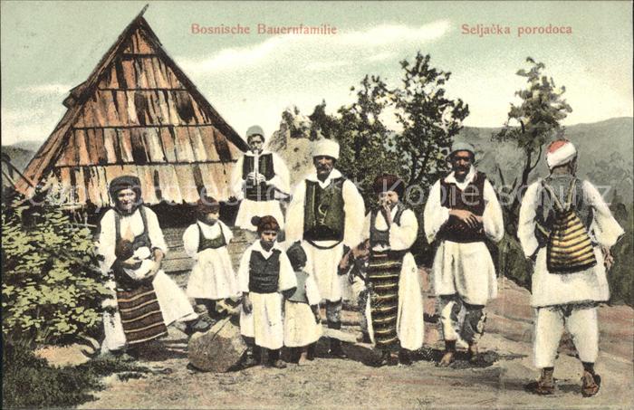 Trachten Bosnien Herzegowina Bauernfamilie Seljacka porodoca