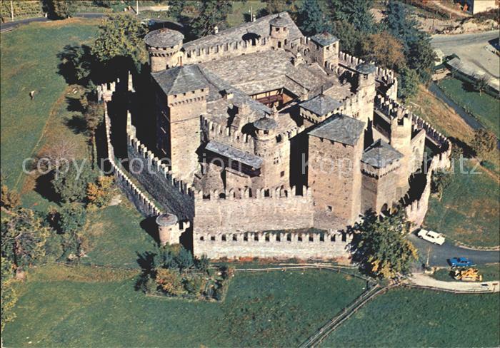 Valle d Aosta Fliegeraufnahme Castello