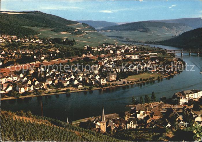 Bullay Mosel Moselpartie