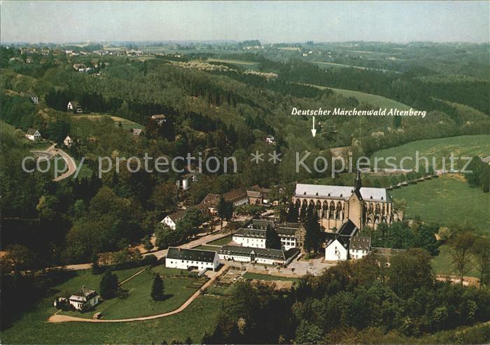Odenthal Fliegeraufnahme mit Terrassen-Waldrestaurant Deutscher Maerchenwald