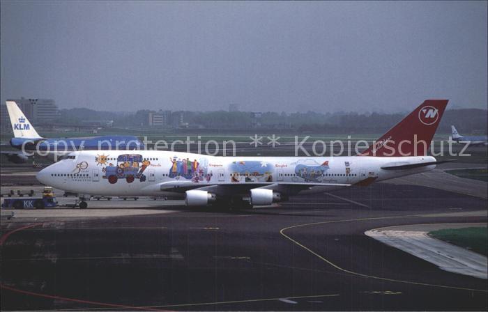 Flugzeuge Zivil Northwest Airlines Boeing 747-400 N670US World Plane