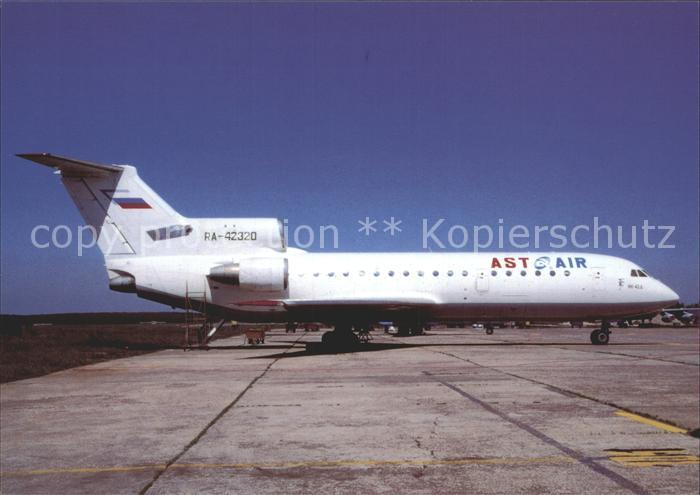 Flugzeuge Zivil Astair Yak-42 RA-42320