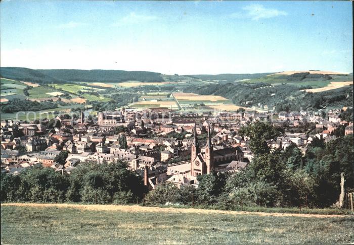 Diekirch Vue generale Au premier plan Eglise