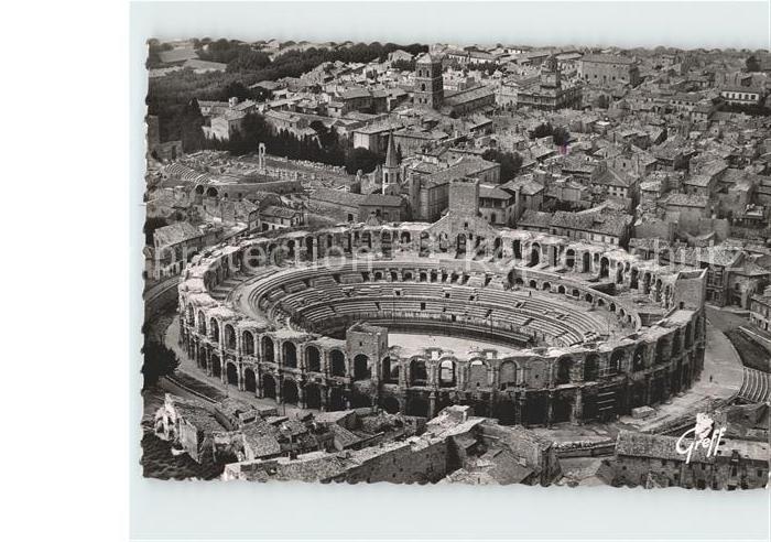 Arles Bouches-du-Rhone Fliegeraufnahme Ensemble Arenes