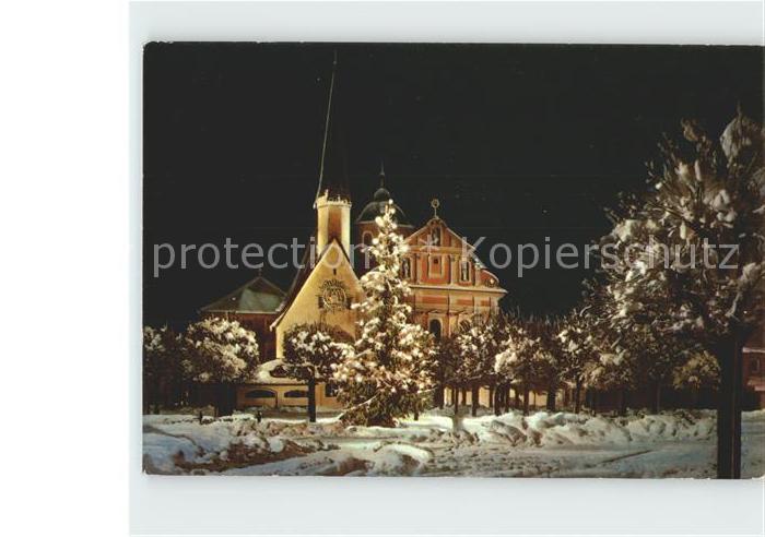 Altoetting Kapellplatz Weihnachtsbaum