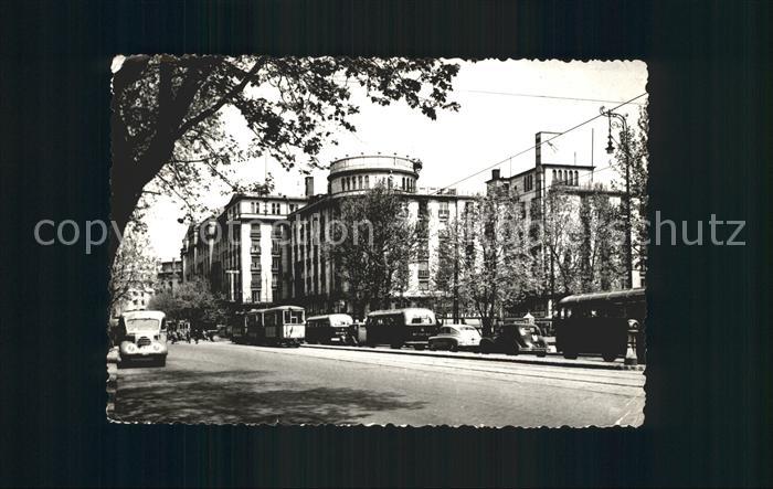 Budapest Avenue City Hall