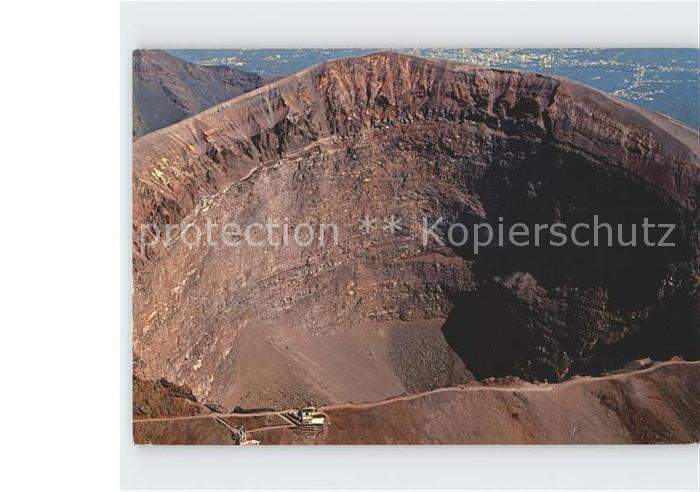 Vulkane Geysire Vulcans Geysers Napoli Vesuvio Cratere Veduta aerea Fli